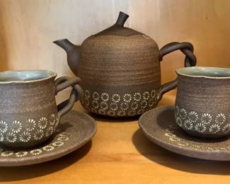 Mishima hand made pottery (Korean)