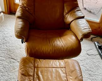 Ekornes Norway stressless chair/ottoman