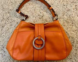 AnnTaylor