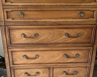 Drexel chest of drawers