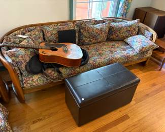 Vintage midcentury sofa, great lines!