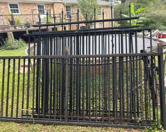 Iron and aluminum fencing 