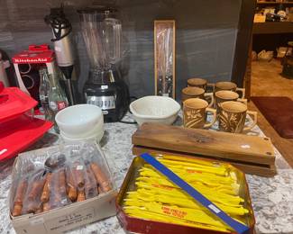 VINTAGE FLATWARE, VINTAGE COFFEE CUPS