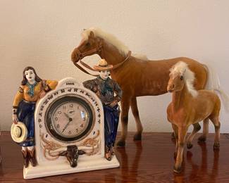 VINTAGE WESTERN CLOCK, HORSE FIGURINES