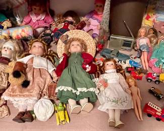 MORE VINTAGE DOLLS