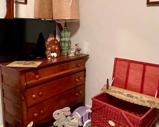 WICKER HAMPER, EASTER DECOR