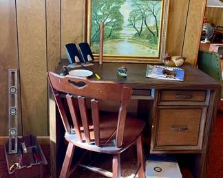 VINTAGE DESK & CHAIR