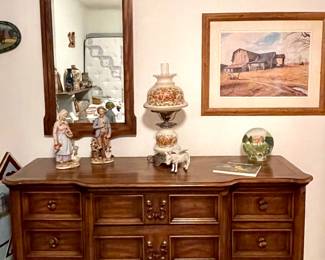 VINTAGE DRESSER WITH MIRROR, GONE WITH THE WIND LAMP