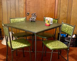 VINTAGE VINYL CARD TABLE AND FOLDING CHAIRS
