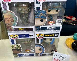 4 Funko Pops