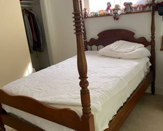 Antique poster bed