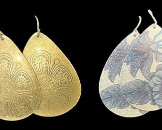 2 Pair Tear Drop Dangle Earrings 