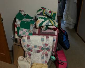Handmade Quilts, Sewing Supplies