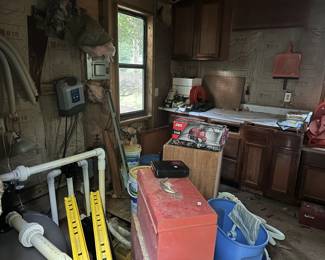 Sandcat, Tool Boxes