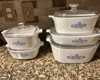 Corning ware - all have their own lid.