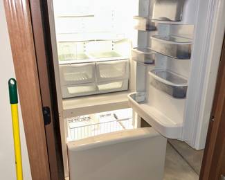 The inside of the Amana refrigerator and freezer - very clean inside!