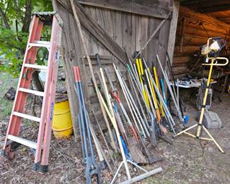 Vintage & not so vintage Hand Tools, ladder