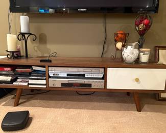 Entertainment table $75