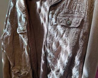 Women's clothing