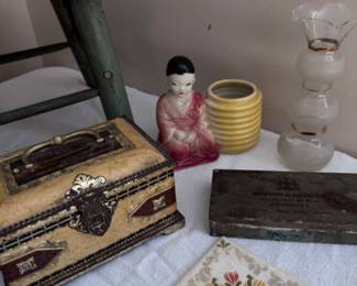 Treasure box vintage tin!