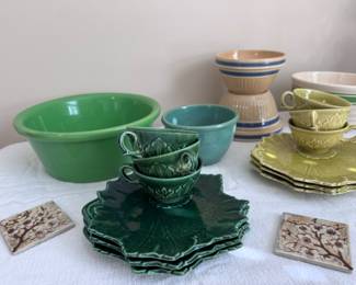 Vintage McCoy stoneware bowls...these are the best! Steubenville Woodfield plate and cup snack sets