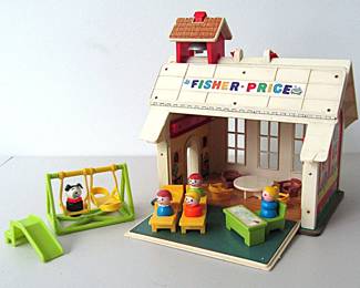 Fisher-Price Play Family School with 19 pieces