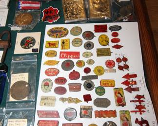 Cigar tags