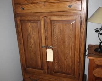 Armoire