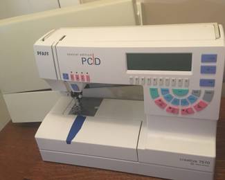 PFAFF 7570 sewing machine 