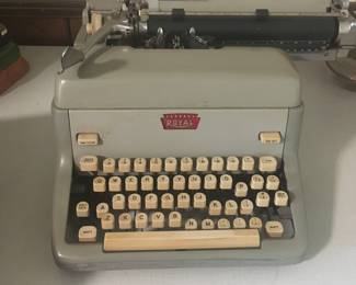 Vintage Royal typewriter 
