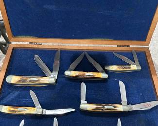 Collector’s Case (7 knives) display box