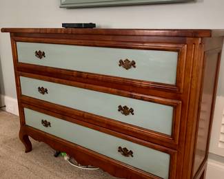 Baker 3 drawer chest