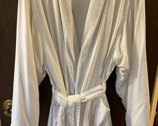ROBE FROM BELLAGIO