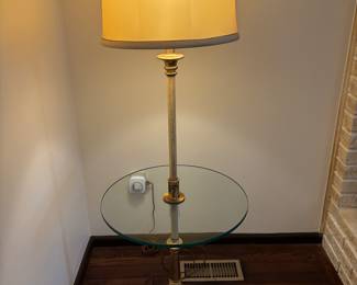 FLOOR LAMP