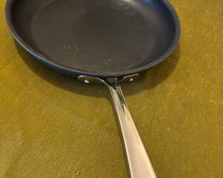 ALL CLAD SKILLET