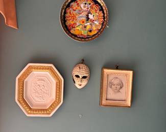 DECOR ITEMS