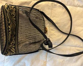 PURSE