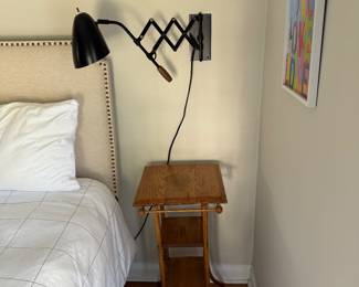 Upstairs Bedroom 1
Oak stand