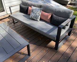 Outdoors
Art To Real patio set