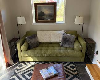 Sunroom
Sofa sleeper
Leather ottoman
Metal side tables
Floor lamps
Oil painting