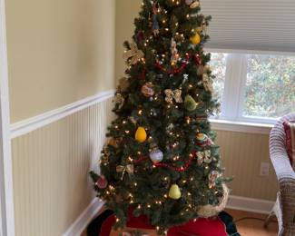 Twelve Days of Christmas Tree w/lights, ornaments and skirt