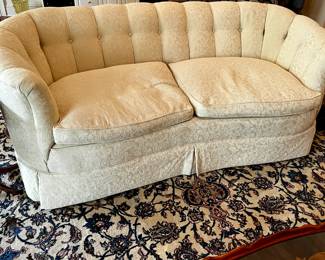 Tufted Settee