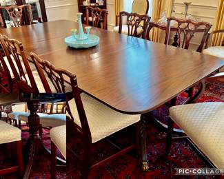 20th Century Federal Style Mahogany Rectangular Top with Two Pedestals, Downswept Brass Feet, with 2 Leaves. Set of 8 Chippendale Style Mahogany, each with Pierced Beaker-Form Splat, Over-Upholstered Seat, Marlborough Legs