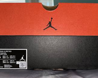 Men’s Jordan’s 12 Playoffs Size 10.5