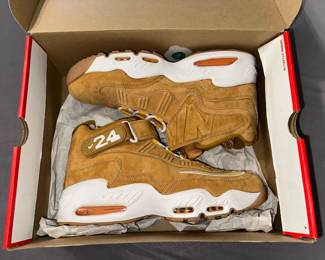 Men’s Nike Griffey Air Max 1 Wheat Size 12