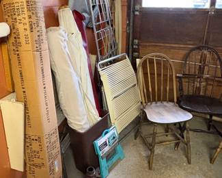 MARKET UMBRELLAS & STANDS