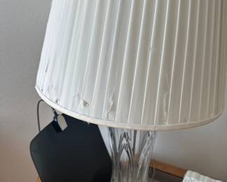 Table lamp