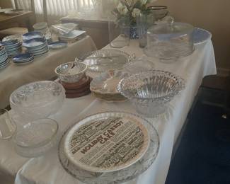 More crystal and glass seerving items