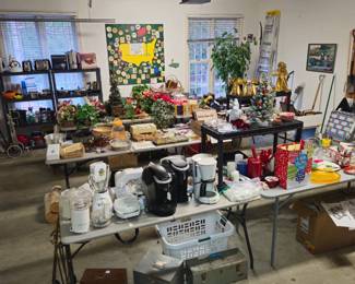 Kitchen Appliances, Holiday, Tools, Golf and More!