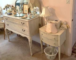 These two cabinets aren't exactly the same style, but they're not far off from each other either.